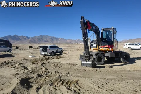 Penggali Roda Rhinoceros